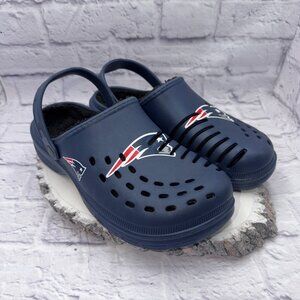 FOCO Mens NFL New England Patriots Sherpa Lined Clogs Size L (11-12)